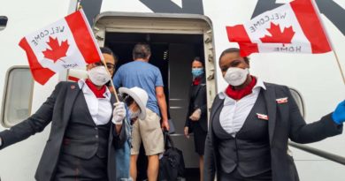 AL REANUDAR SUS SERVICIOS AIR CANADA ROUGE COLOCA A CANCÚN EN SU LISTA DE DESTINOS.