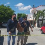 PLEITO DE VECINOS DEJA AL DESCUBIERTO UN PRESUNTO NARCOLABORATORIO EN CANCÚN