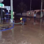 REALIZAN TRABAJOS DE DESAZOLVE EN LÁZARO CÁRDENAS