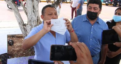 EDIL DE JOSÉ MARÍA MORELOS ANUNCIA DESFALCO DE PASADA ADMINISTRACIÓN CON CHEQUES AL PORTADOR.