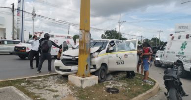 CANCÚN: ENCONTRONAZO EN LA PORTILLO CON CHAC MOOL DEJA SEIS LESIONADOS