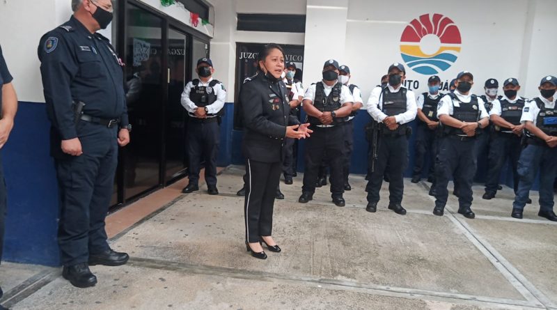 ASUME KARINA CABRERA MANDO DE LA POLICÍA TURÍSTICA DE CANCÚN.