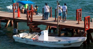 PESCADORES ENCUENTRAN UN CADÁVER QUE FLOTABA EN EL MAR EN PUERTO JUÁREZ.