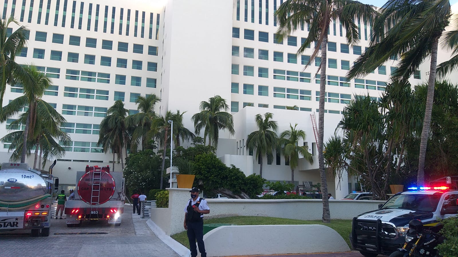 Se prendieron las alarmas en el Dreams Sands de la Zona Hotelera; no se reportaron personas lesionadas.