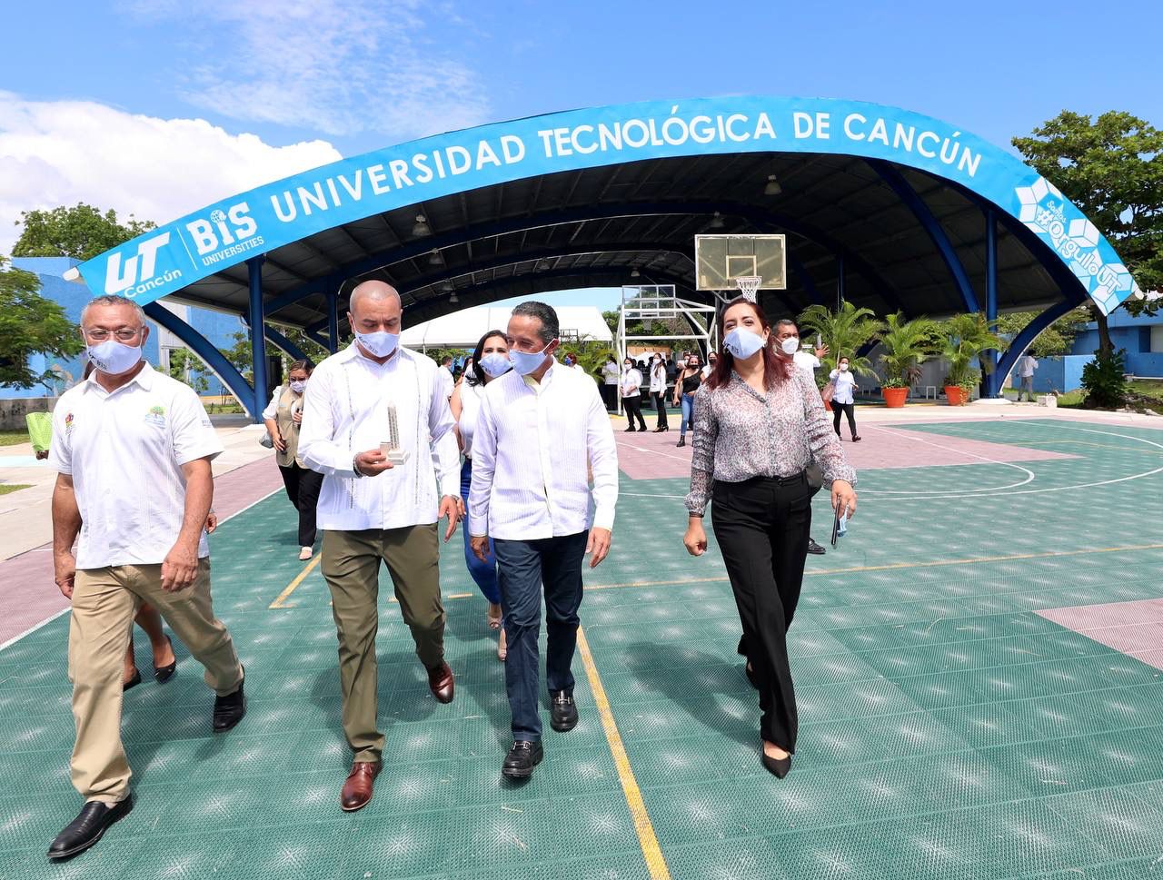 Con esta infraestructura, se beneficiarán tres mil 200 alumnos.