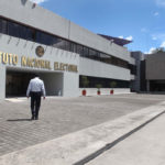 MORENA PREPARA FUERTE RECORTE AL INE Y AUTÓNOMOS