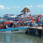 PESCADORES DE HOLBOX MIGRAN A LA ACTIVIDAD TURÍSTICA