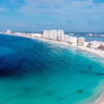 GOBERNADOR ASEGURA QUE NO HAY RESTRICCIONES DE VIAJE CONTRA EL CARIBE MEXICANO