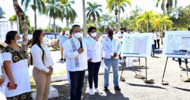 EL GOBERNADOR CARLOS JOAQUÍN PONE EN MARCHA OBRAS SOCIALES EN FELIPE CARRILLO PUERTO.