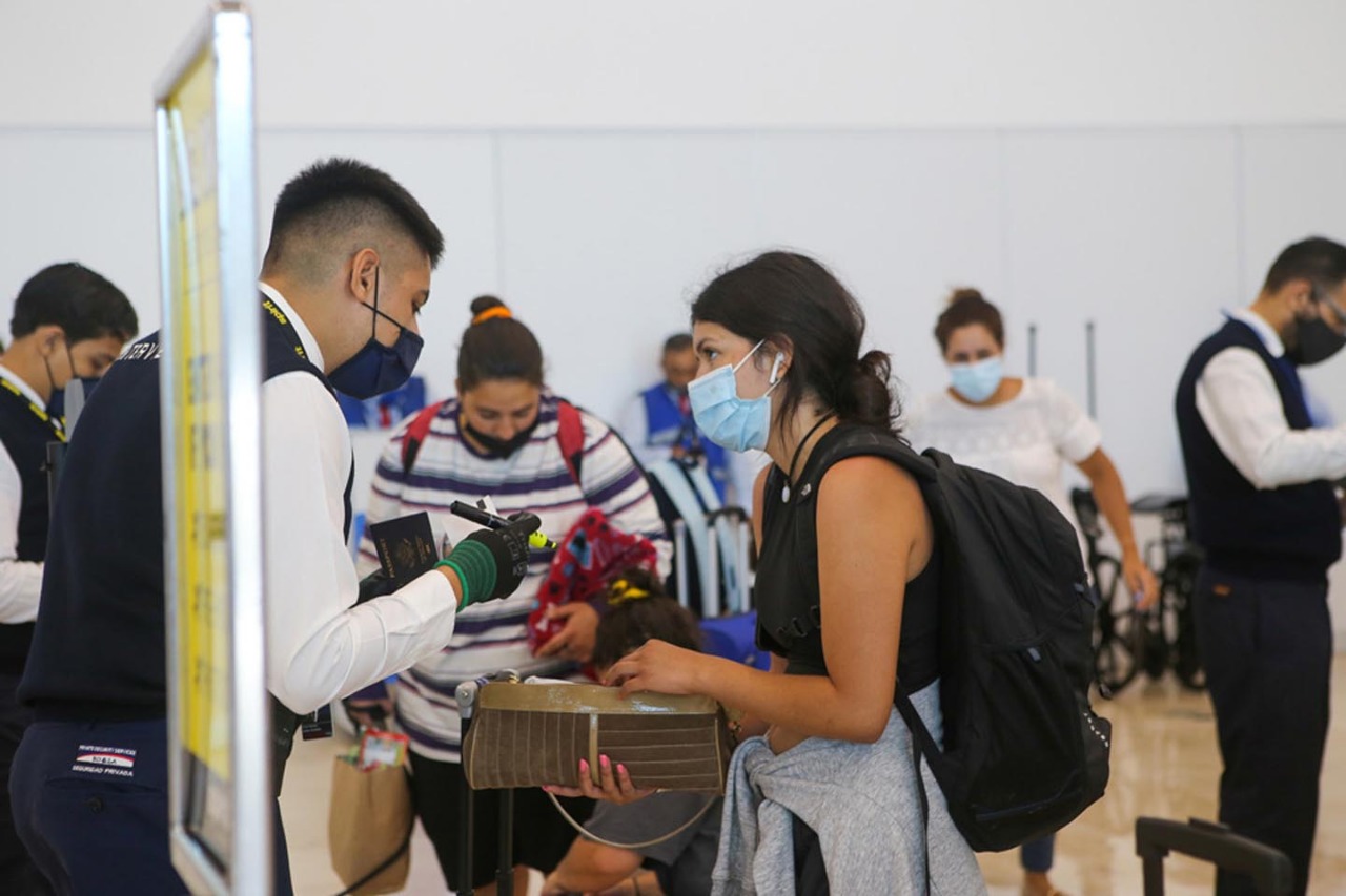 Asur informó que de esas, 240 serán llegadas y 82 vendrán procedentes de terminales aéreas nacionales y el resto del extranjero.