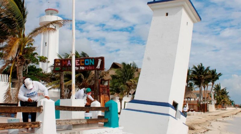 AYUNTAMIENTO DE PUERTO MORELOS REHABILITA VENTANA al MAR, PRINCIPAL PUNTO DE REUNIÓN DE FAMILIAS Y TURISTAS.