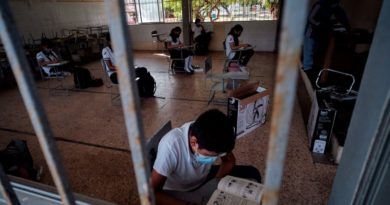 PADRES QUINTANARROENSES AÚN RENUENTES A ENVIAR A SUS HIJOS A CLASES PRESENCIALES.
