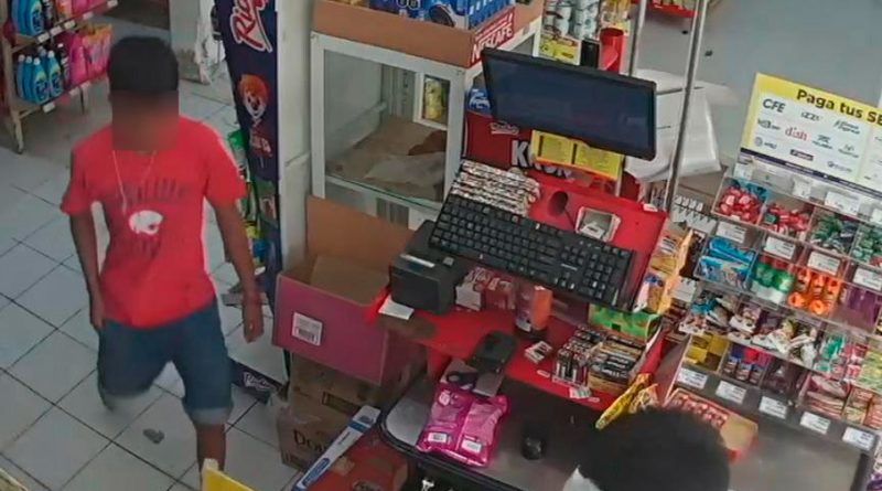 DETIENEN EN UN MOTEL A DOS SUJETOS QUE ASALTARON OXXO EN CANCÚN.