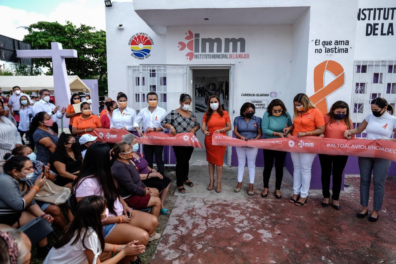 En el Día Internacional de la Eliminación de la Violencia contra la Mujer, el gobierno de Benito Juárez abrió un nuevo Módulo de Atención para las Mujeres.