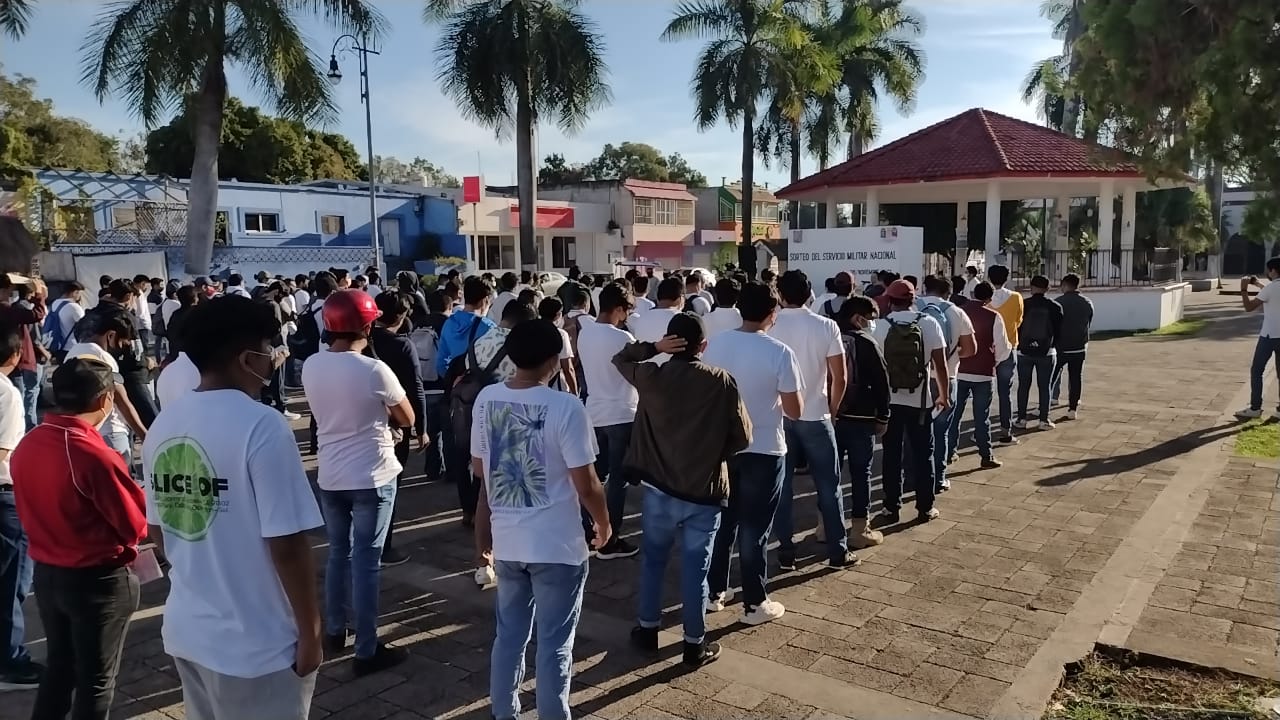 Un total de 234 jóvenes del municipio e presentaron este domingo para el Sorteo del SMN 2021.