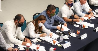 GOBIERNO MUNICIPAL SOSTIENE MESA DE TRABAJO CON NÁUTICOS.