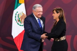 Como invitada durante la conferencia mañanera en la que se habló de los beneficios que trae el Tren Maya para el bienestar y desarrollo de Quintana Roo.