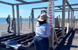 Autoridades ambientales federales aseguraron un predio en donde se construye, de manera ilegal, el Santa Fe Beach Club.