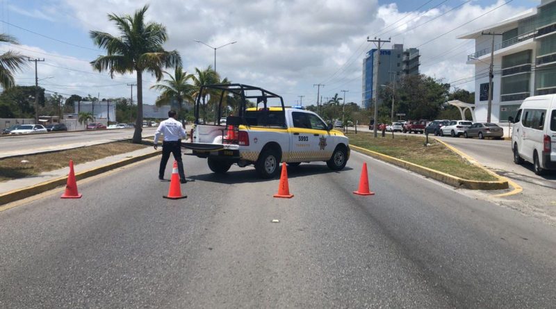 IMPLEMENTA TRÁNSITO MUNICIPAL AJUSTE VIAL EN BULEVARD COLOSIO DE CANCÚN.