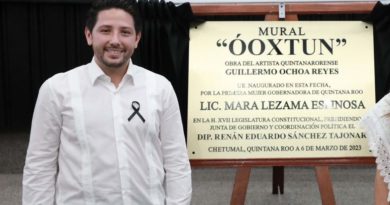 CONGRESO DEL ESTADO DEVELA PLACA CON EVIDENTE ERROR ORTOGRÁFICO.